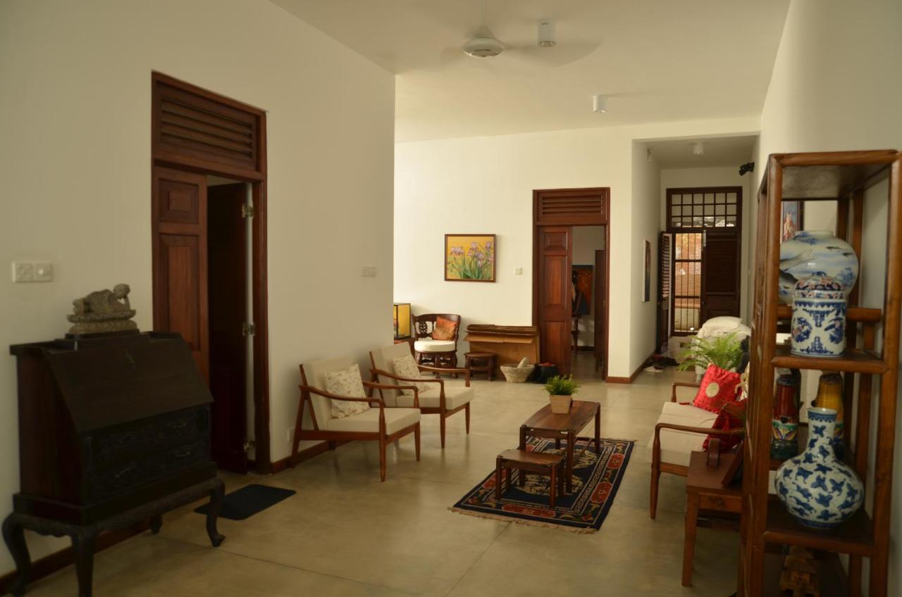 Sayura House Hotel Коломбо Екстериор снимка