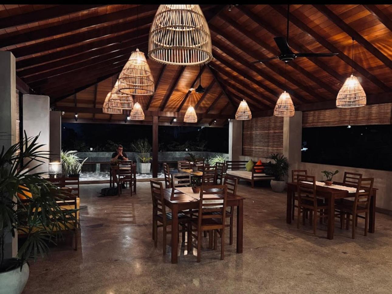 Sayura House Hotel Коломбо Екстериор снимка