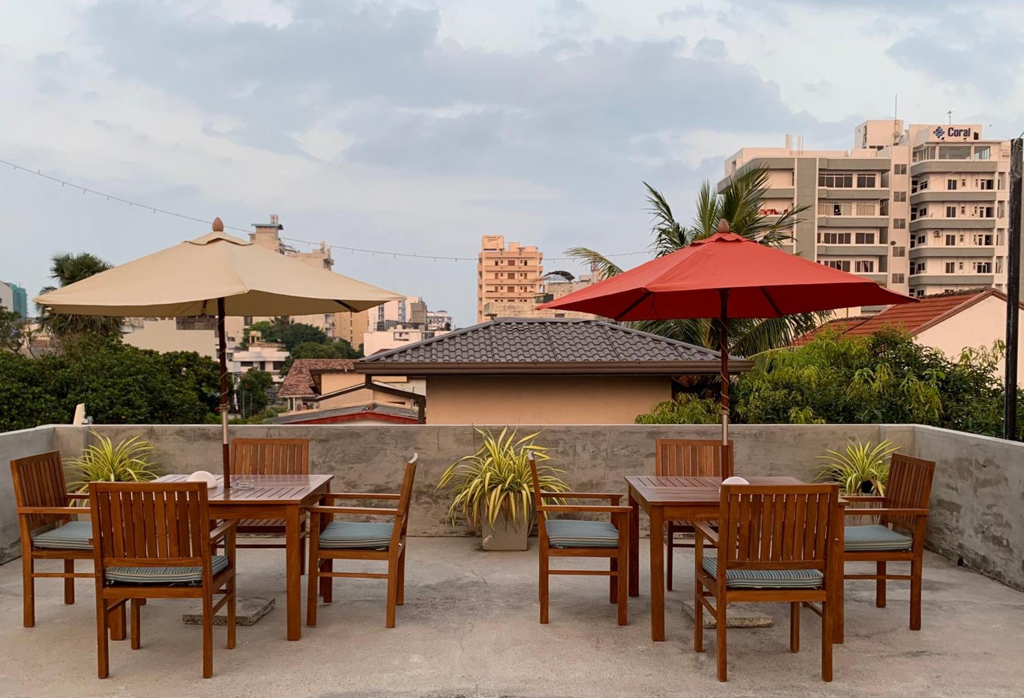Sayura House Hotel Коломбо Екстериор снимка