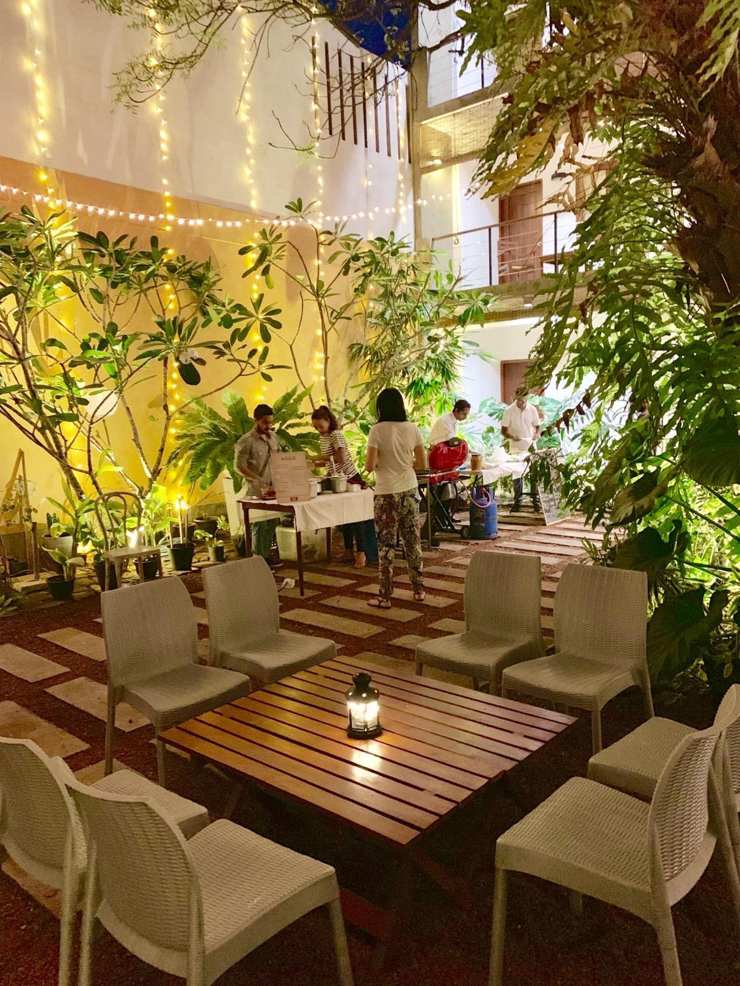 Sayura House Hotel Коломбо Екстериор снимка